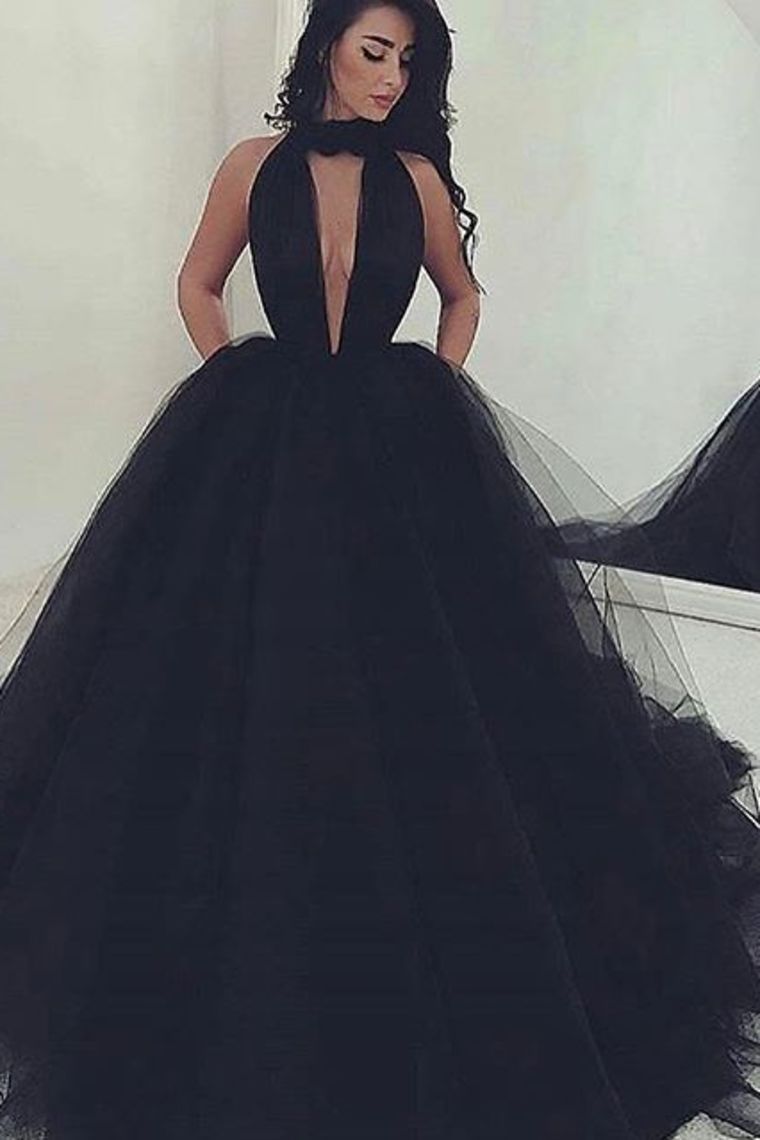 2024 New Arrival Black High Neck A-Line Prom Gown Sweep Train Simple