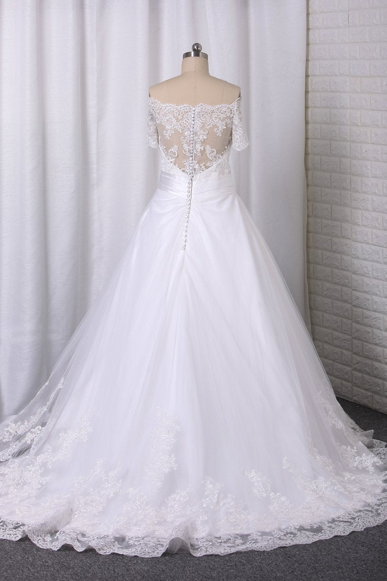 2024 A Line Boat Neck Wedding Dresses Short Sleeves Tulle With Applique Chapel